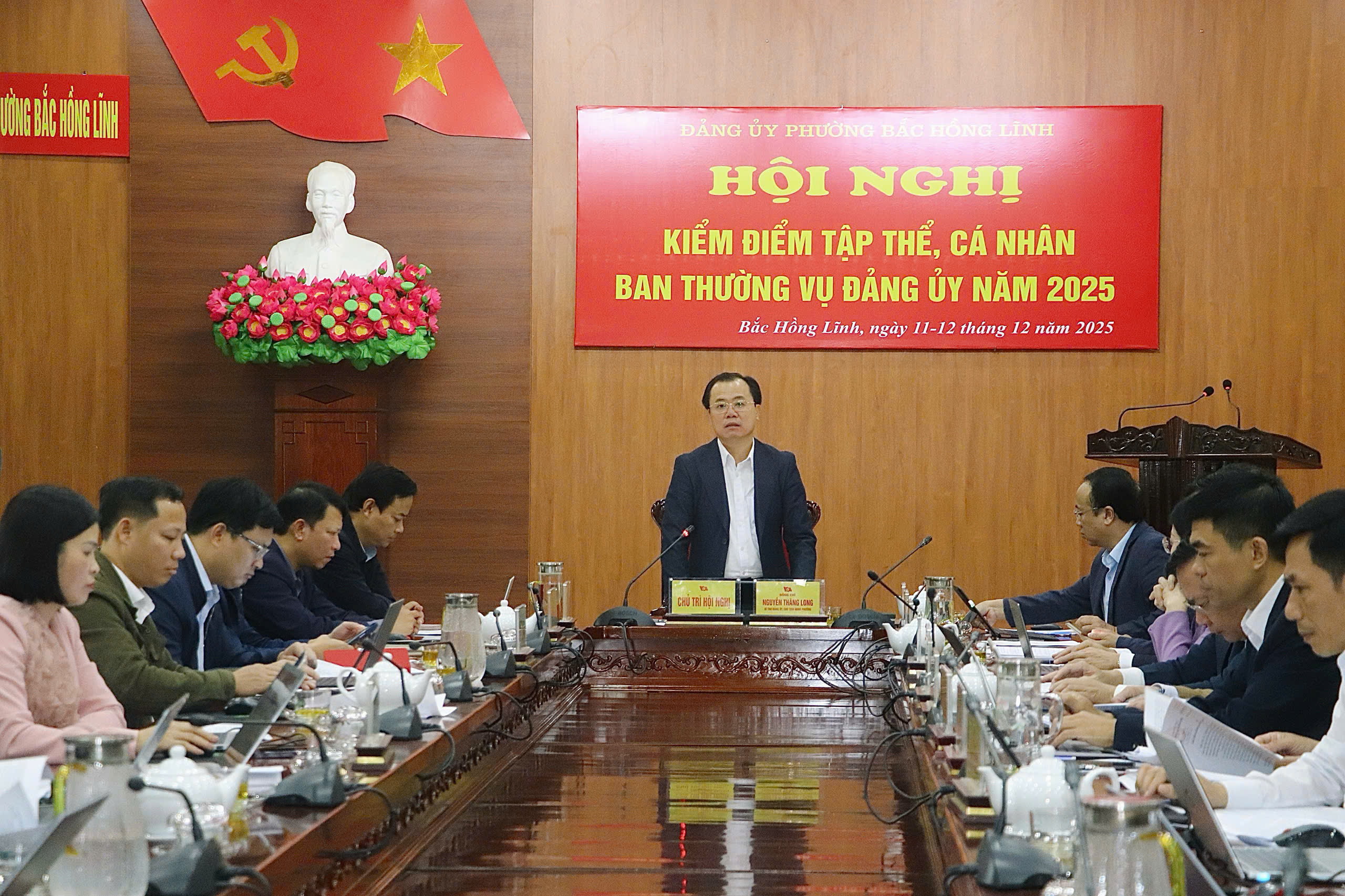 Ban thường vụ Đảng ủy phường Bắc Hồng Lĩnh kiểm điểm đánh giá cuối năm 2025