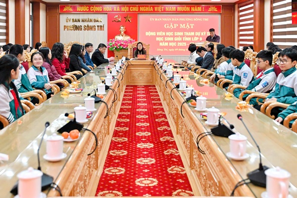 UBND phường Sông Trí gặp mặt, động viên các em học sinh tham dự kỳ thi học sinh giỏi cấp tỉnh lớp 9, năm học 2025 - 2026