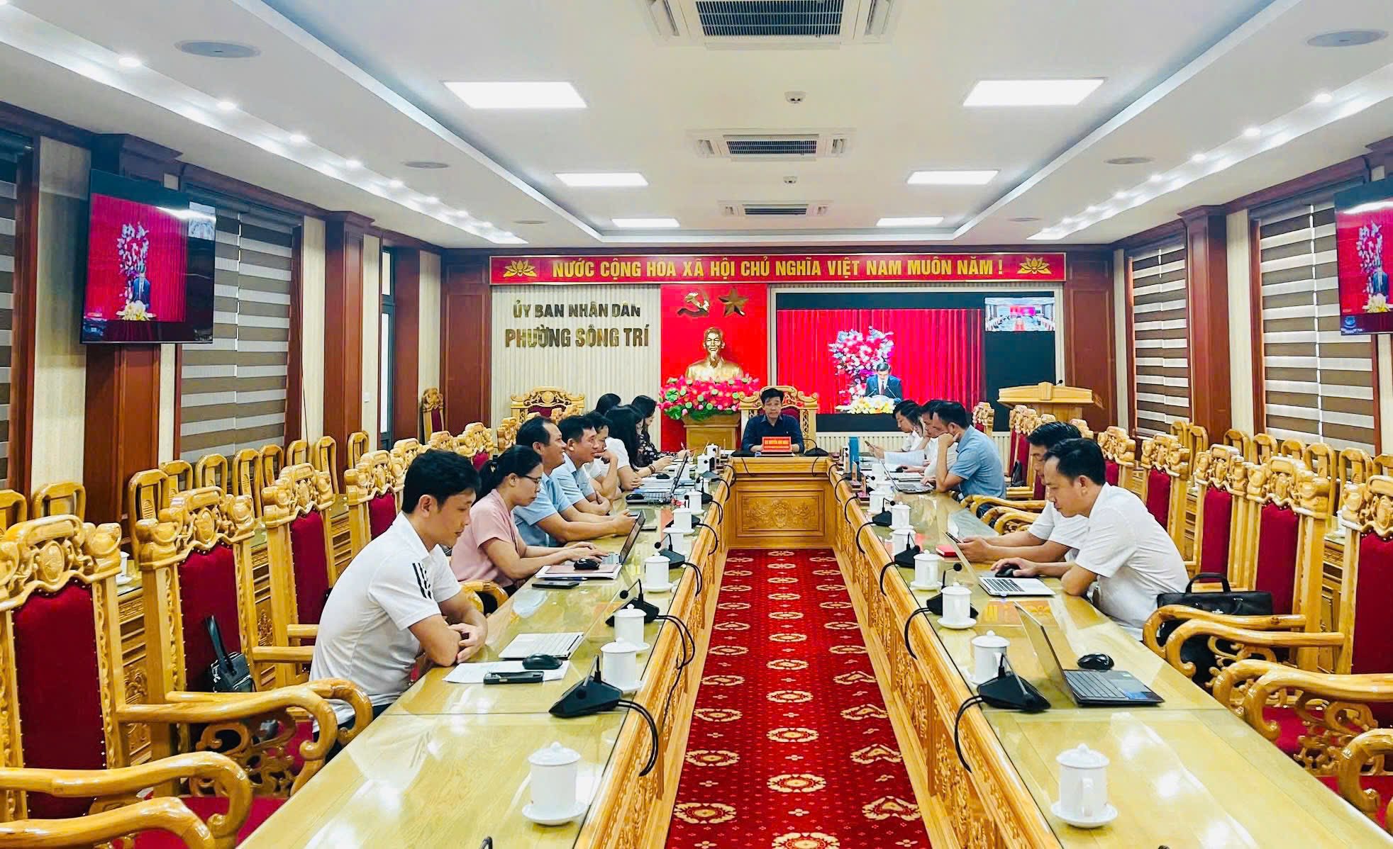 Phường Sông Trí tổ chức kết nối trực tuyến lớp bồi dưỡng, cập nhật kiến thức cho cán bộ lãnh đạo, quản lý cấp xã, phường
