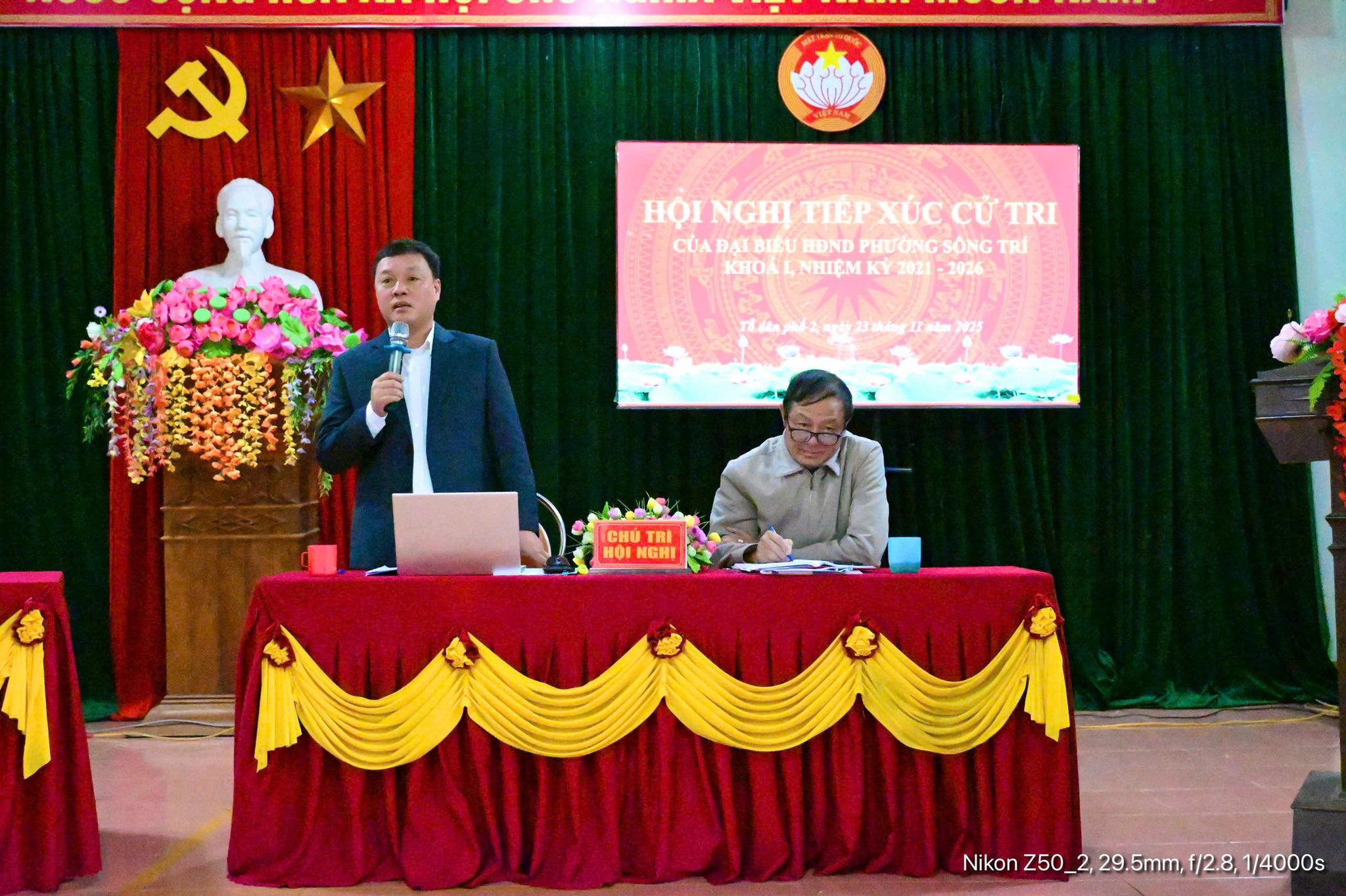 Tổ đại biểu số 2 tiếp xúc cử tri trước Kỳ họp thường lệ của HĐND phường cuối năm 2025 