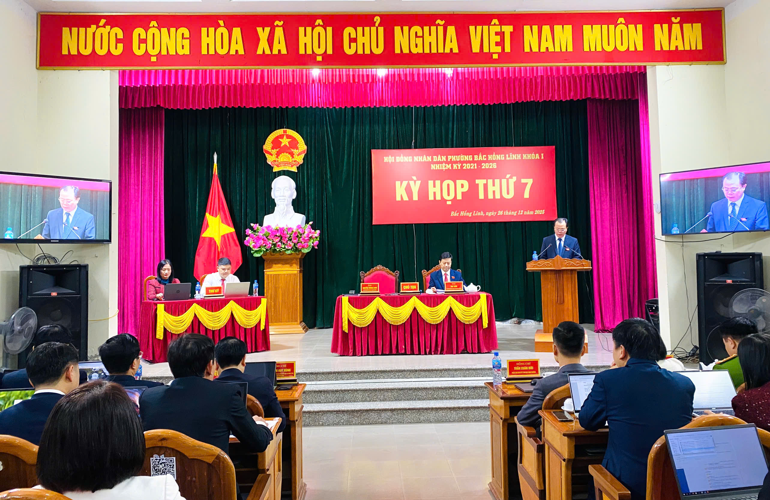 Khai mạc trọng thể kỳ họp thứ 7, HĐND phường Bắc Hồng Lĩnh khóa I, nhiệm kỳ 2021 – 2026