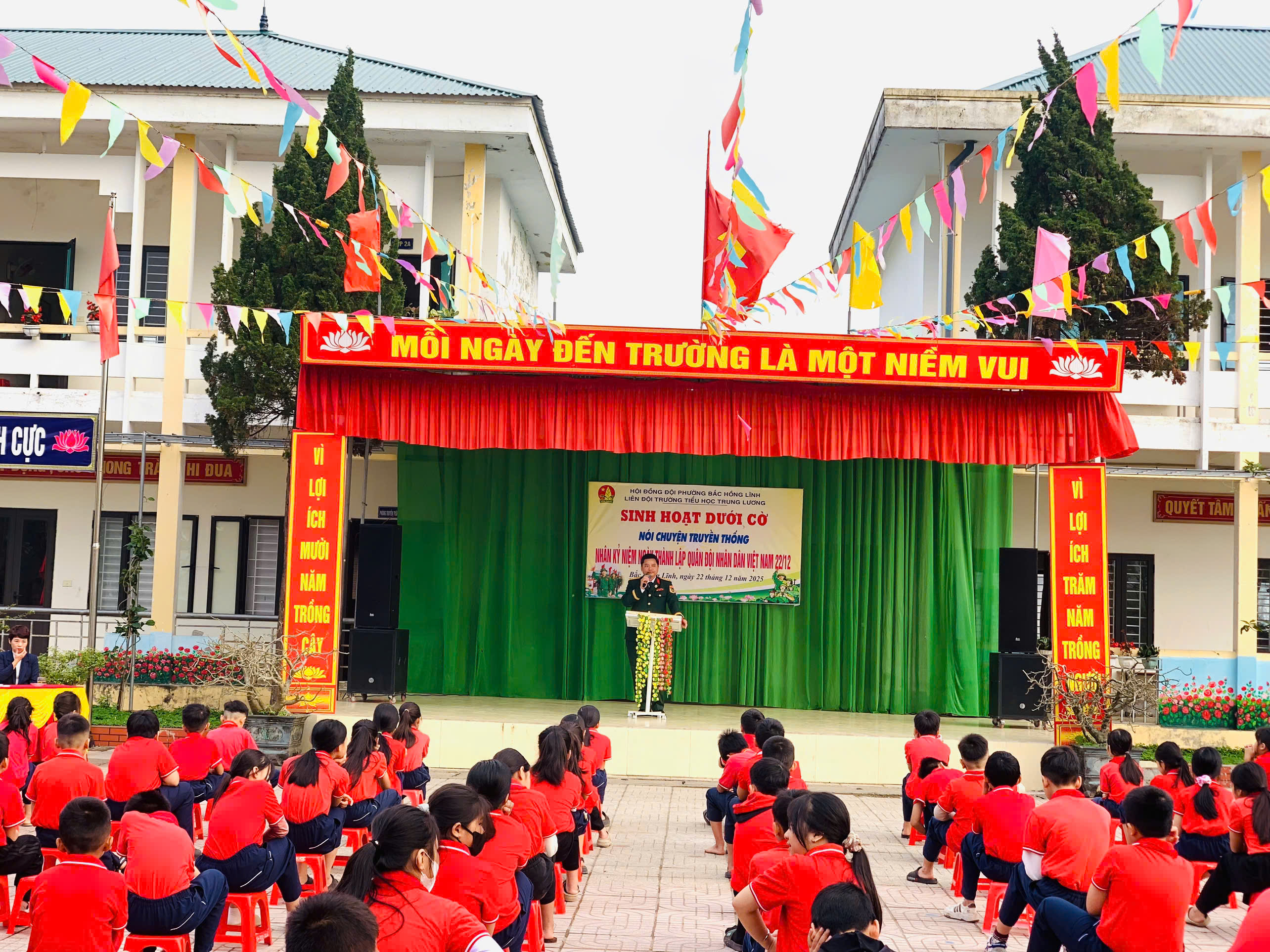 Hội Cựu chiến binh phường Bắc Hồng Lĩnh “tiếp lửa” truyền thống cho thế hệ trẻ