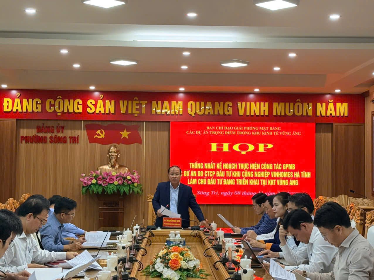 Ban chỉ đạo GPMB các Dự án Khu kinh tế Vũng Áng tổ chức Hội nghị thống nhất kế hoạch thực hiện công tác GPMB đối với các dự án do Công ty CP Đầu tư KCN Vinhomes Hà Tĩnh làm chủ đầu tư 